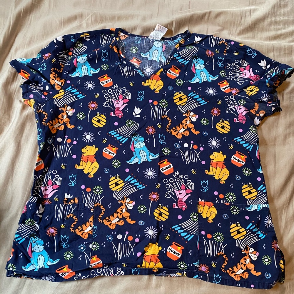 Nursing scrub top